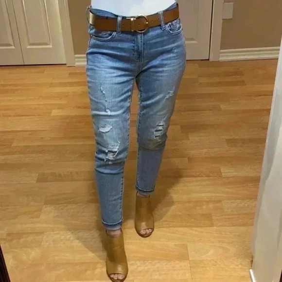 GAP Best Girlfriend Jeans Distressed Ankle Crop Boho Light Wash Blue Denim 25 - Picture 4 of 16